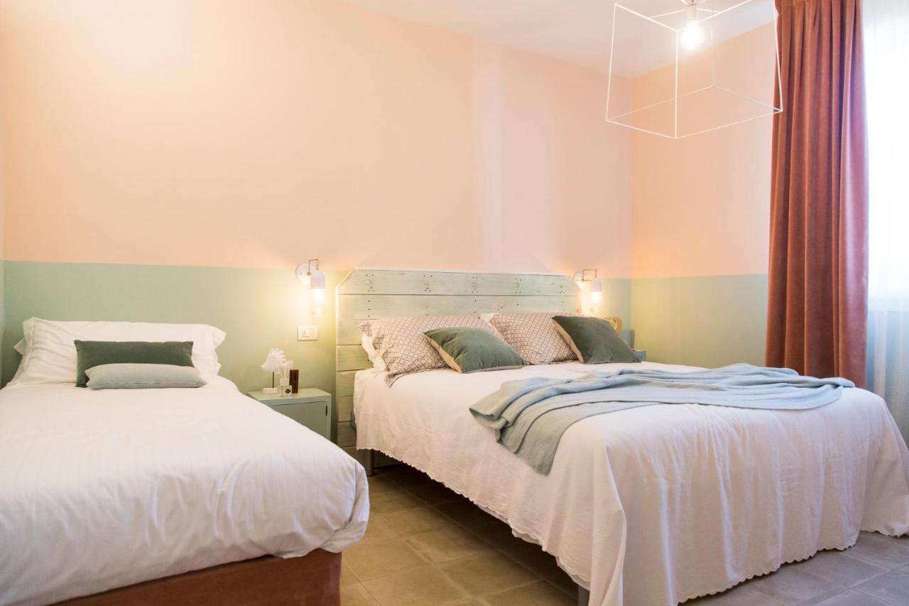 Hotel Il Battello à Cesenatico Extérieur photo